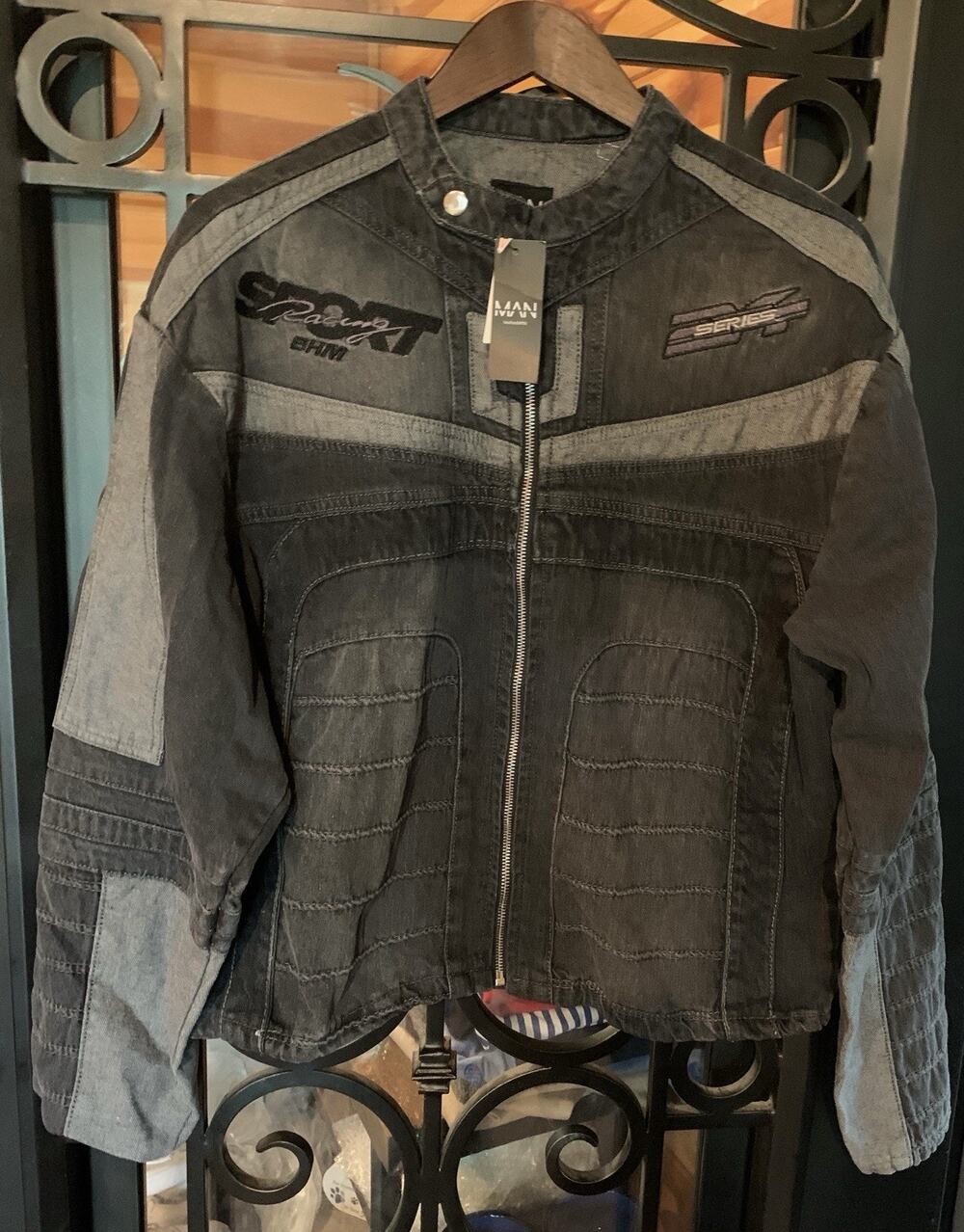 BoohooMAN Men's Y2K Boxy Denim Moto Appliqué Biker Jacket Size S NWT